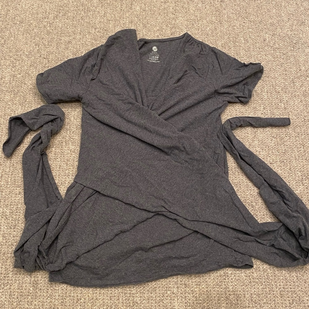 Kindred Bravely Skin to Skin Nursing Wrap Top